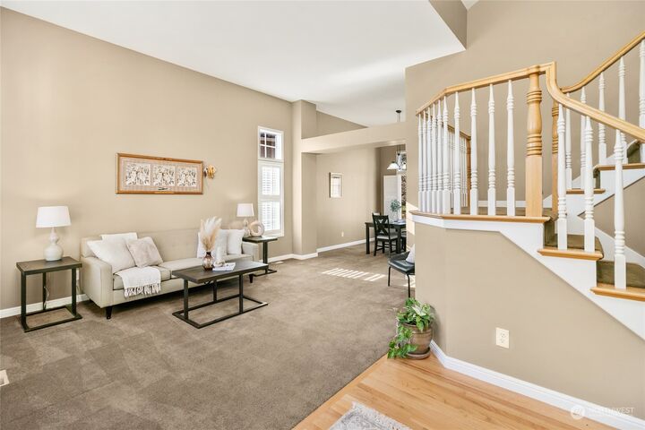 Property Photo: 25947 160th Avenue SE WA 98042