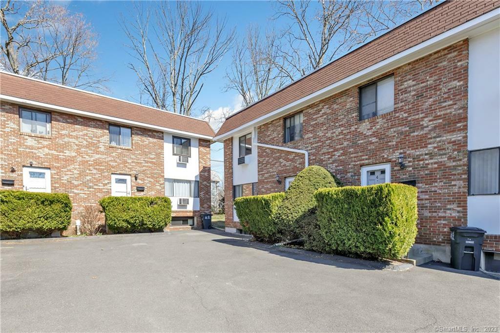 Property Photo: 38 Maple Tree Avenue 3 CT 06906
