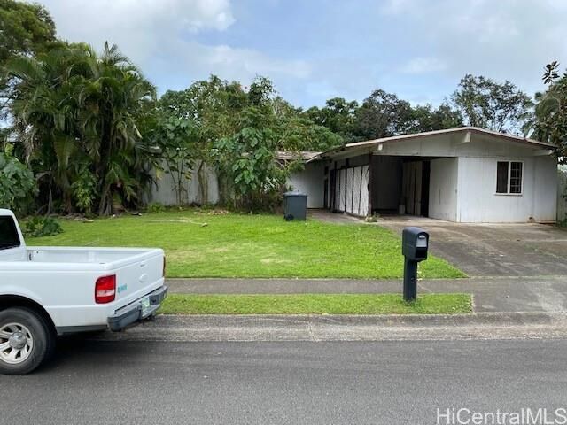 Property Photo:  933 Lunahelu Street  HI 96734 