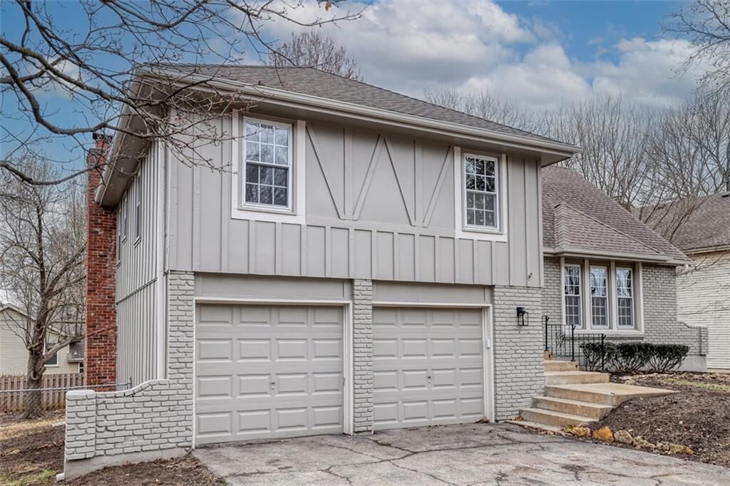 Property Photo: 12819 W 100th Terrace KS 66215