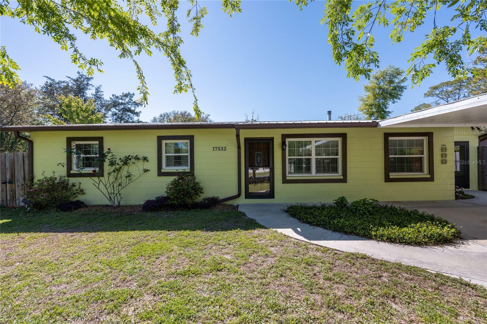 Property Photo:  17532 NW 241st Street  FL 32643 