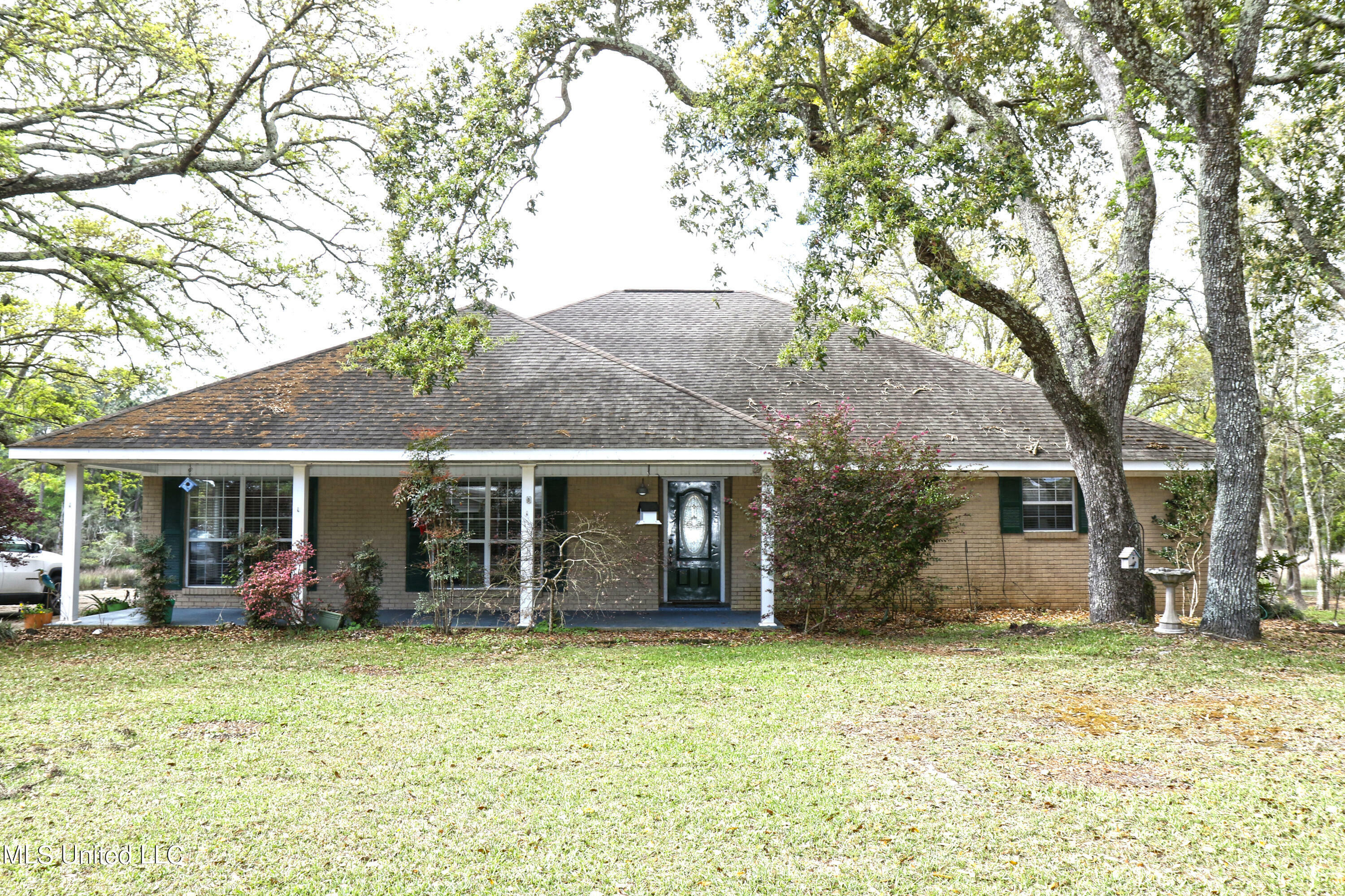 Property Photo:  2521 Orrell Drive  MS 39553 