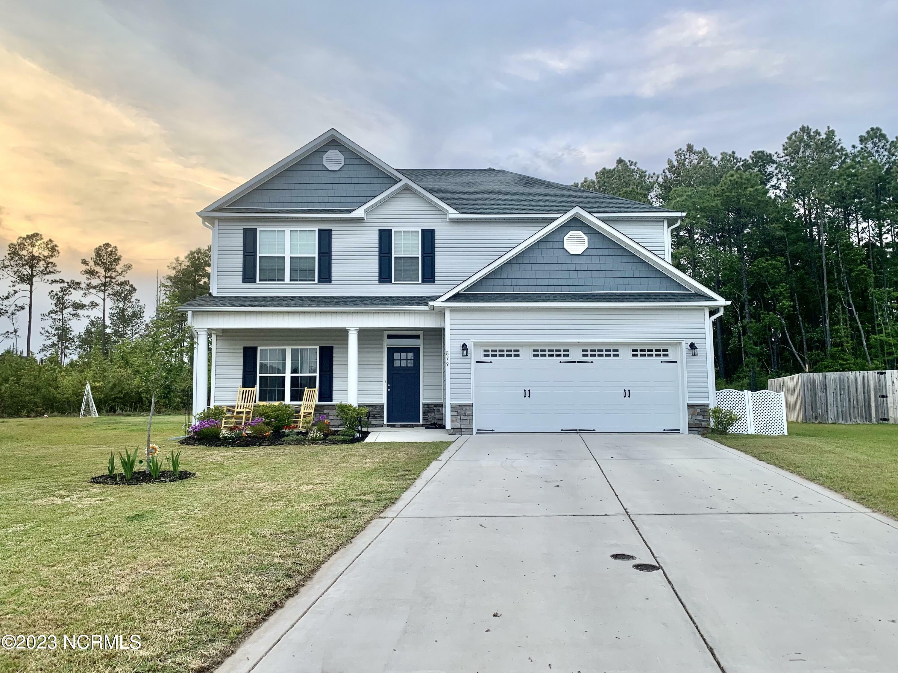 Property Photo: 879 Stormy Gale Lane NC 28460