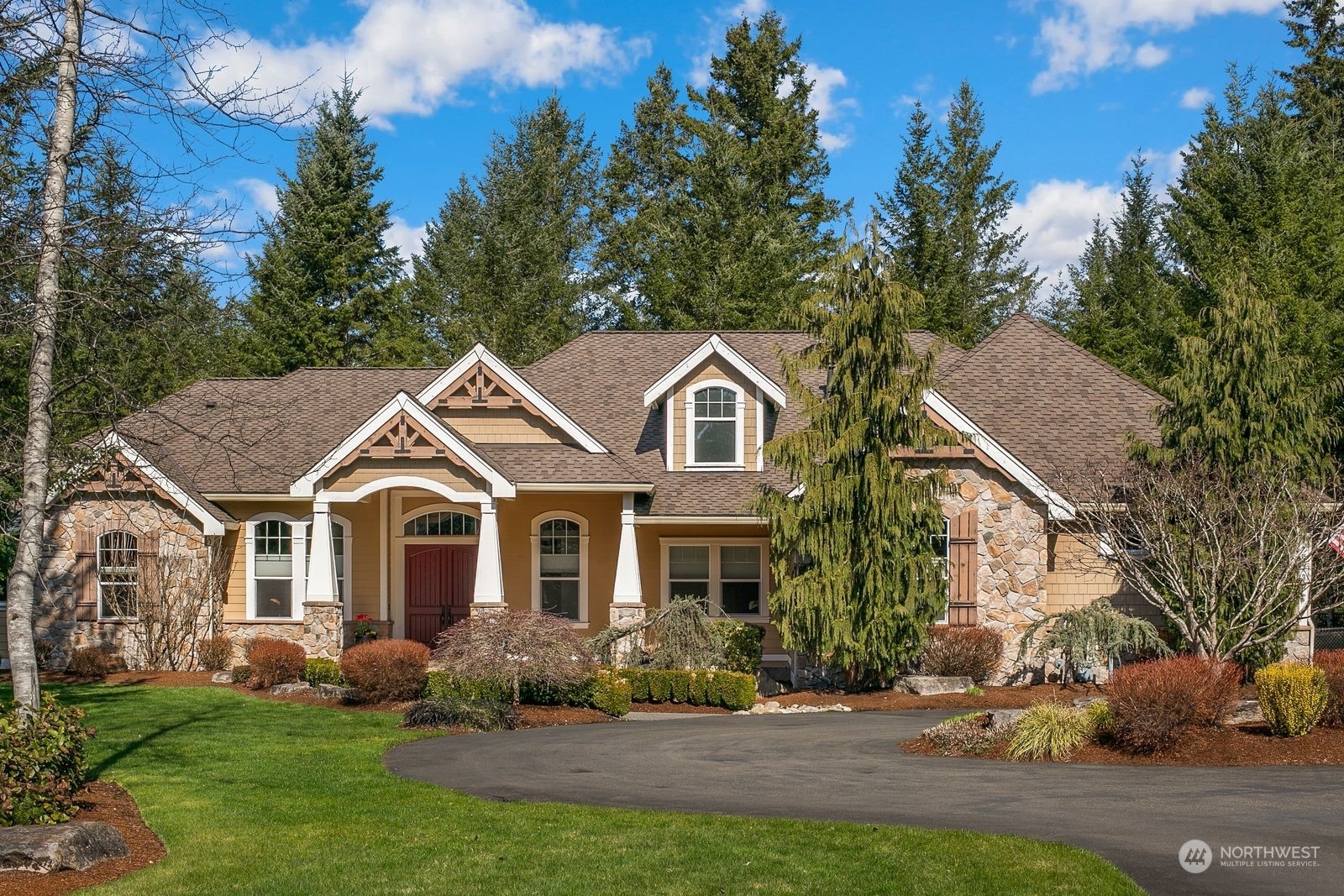 Property Photo: 16738 SE 328th Place WA 98092