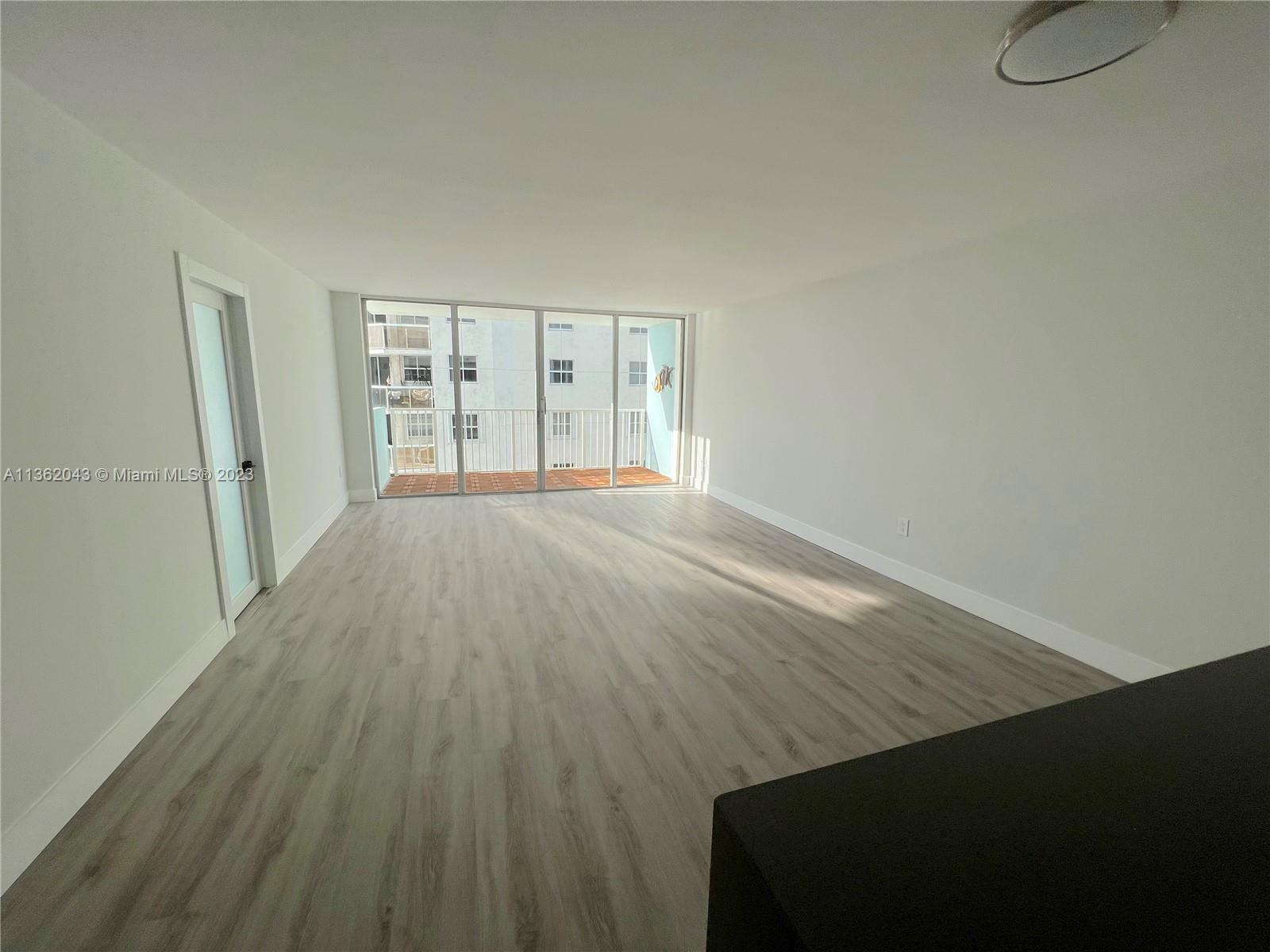 Property Photo:  5838 Collins Ave 8E  FL 33140 