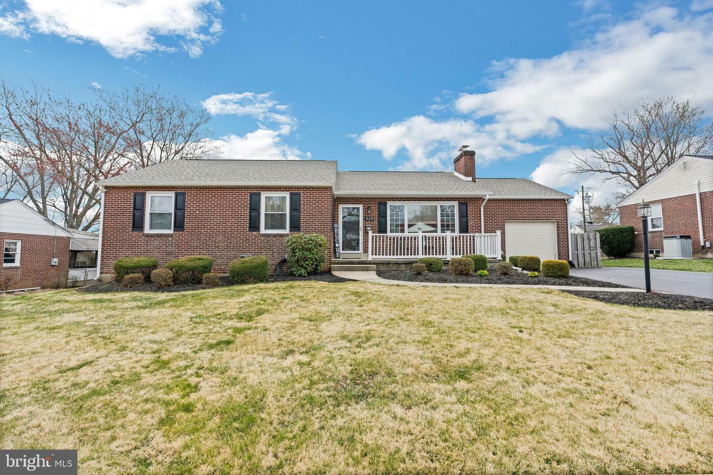 Property Photo: 408 Northwood Road DE 19803