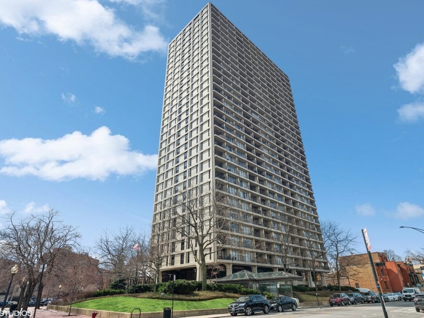 Property Photo: 1960 N Lincoln Park West Street 2205 IL 60614