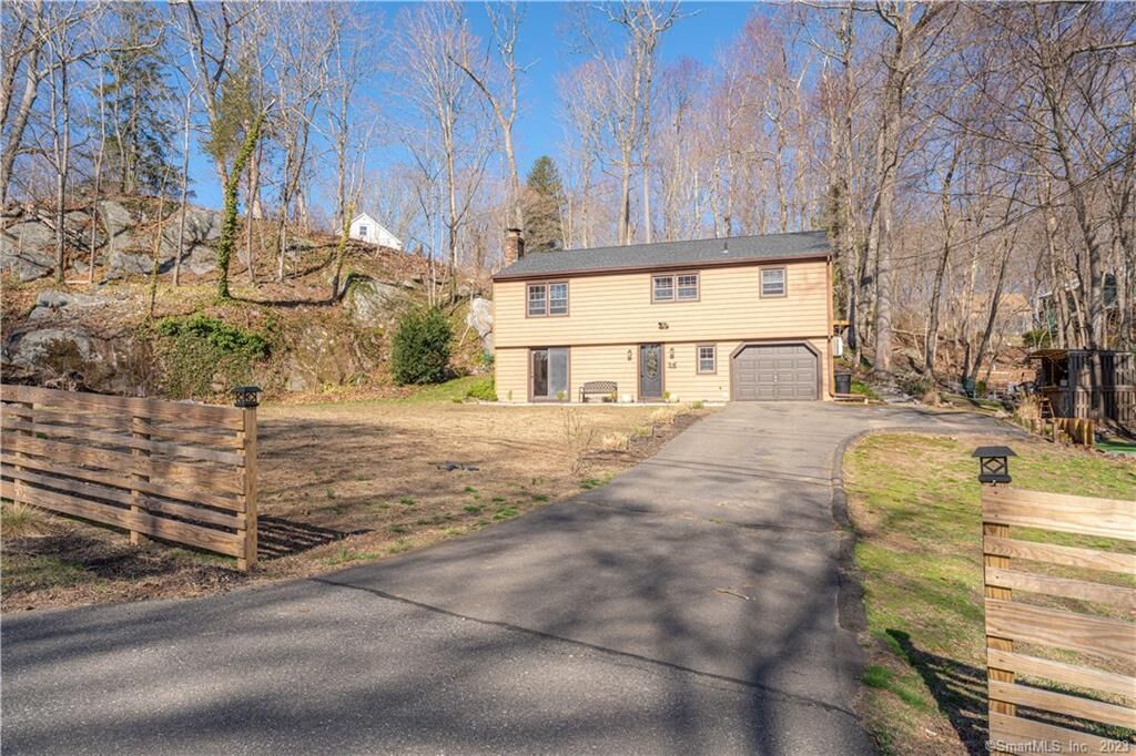 Property Photo:  75 Essex Street  CT 06417