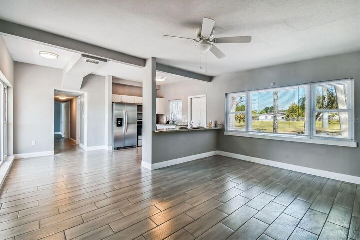 Property Photo:  490 Manor Drive W  FL 33830 