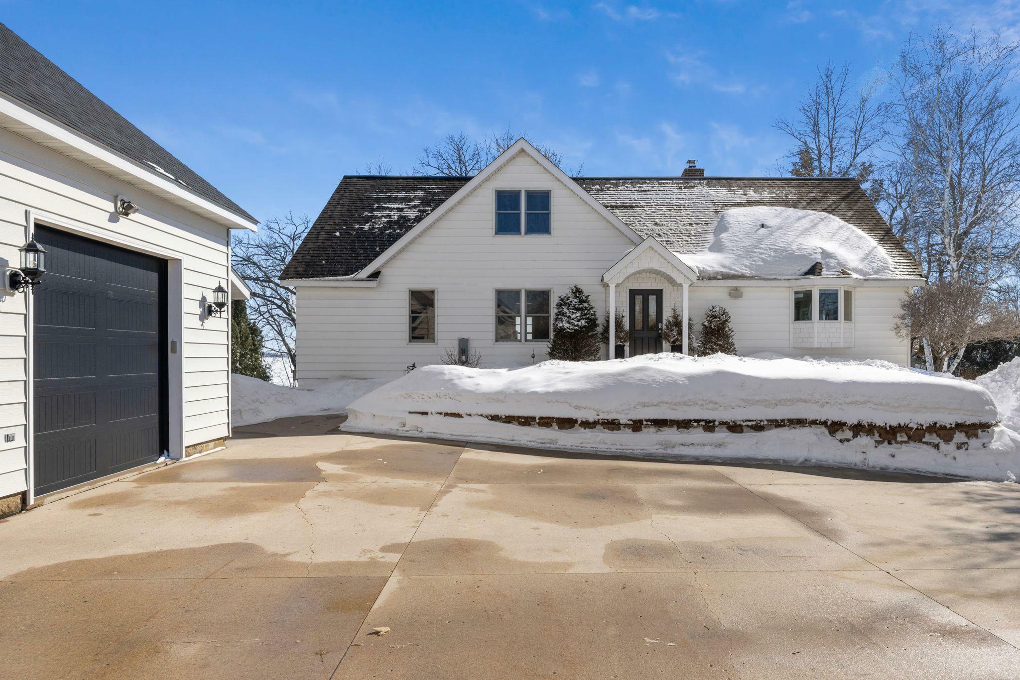 Property Photo:  8009 N Shore Drive  MN 56288 