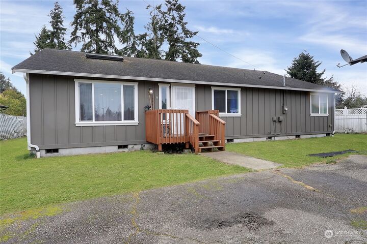 774 132nd Street S  Tacoma WA 98444 photo