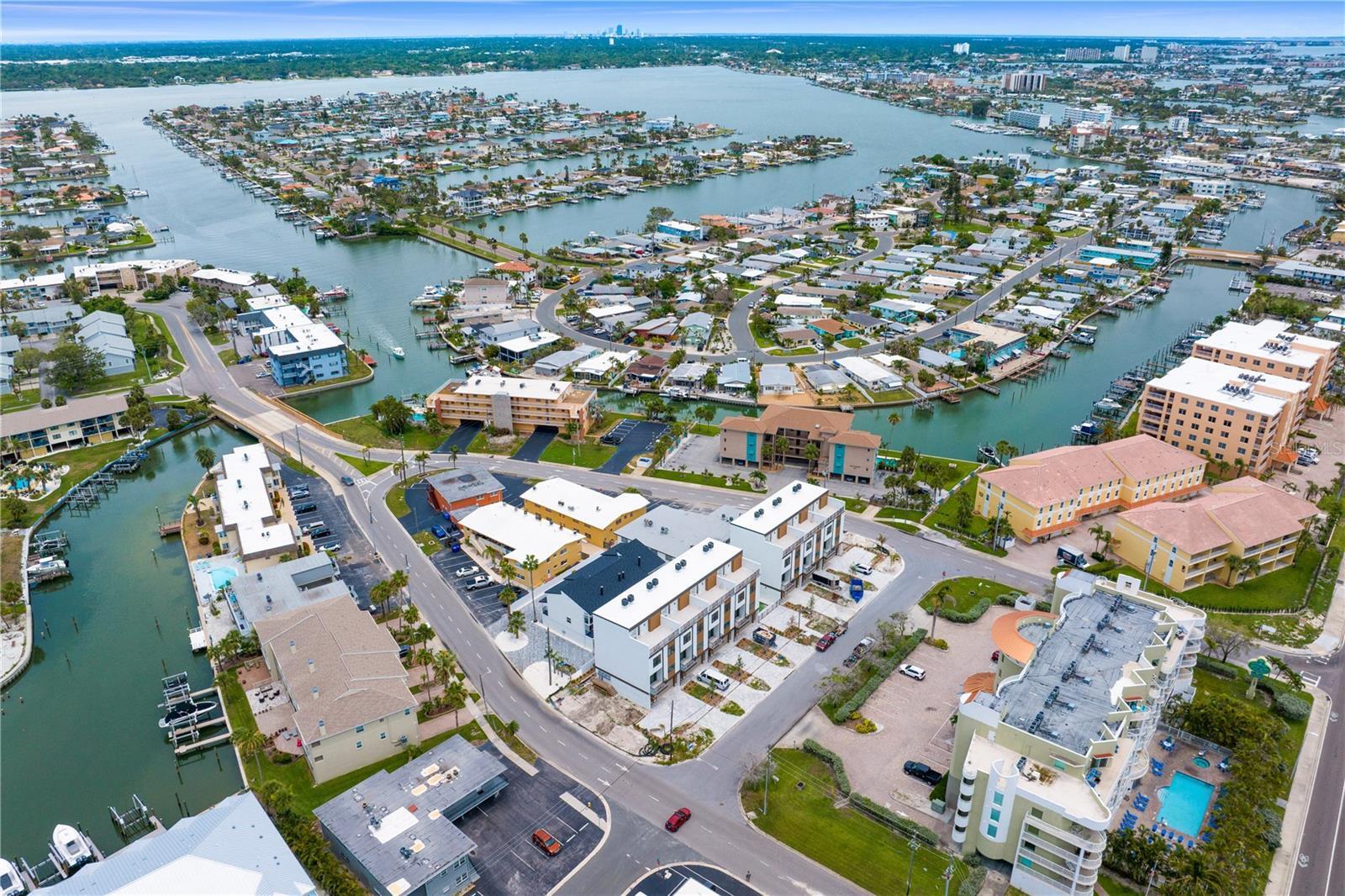 Property Photo: 11605 1st Street E 7 FL 33706