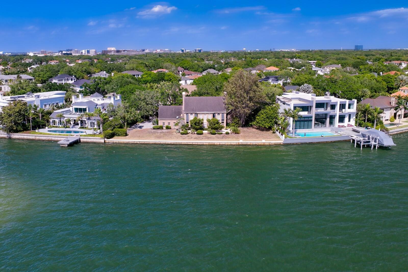 Property Photo: 4936 Saint Croix Drive FL 33629