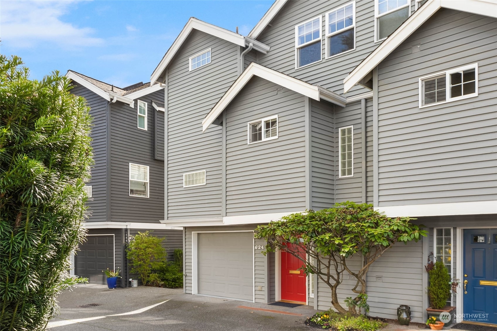 Property Photo: 624 Lake Washington Boulevard E WA 98112