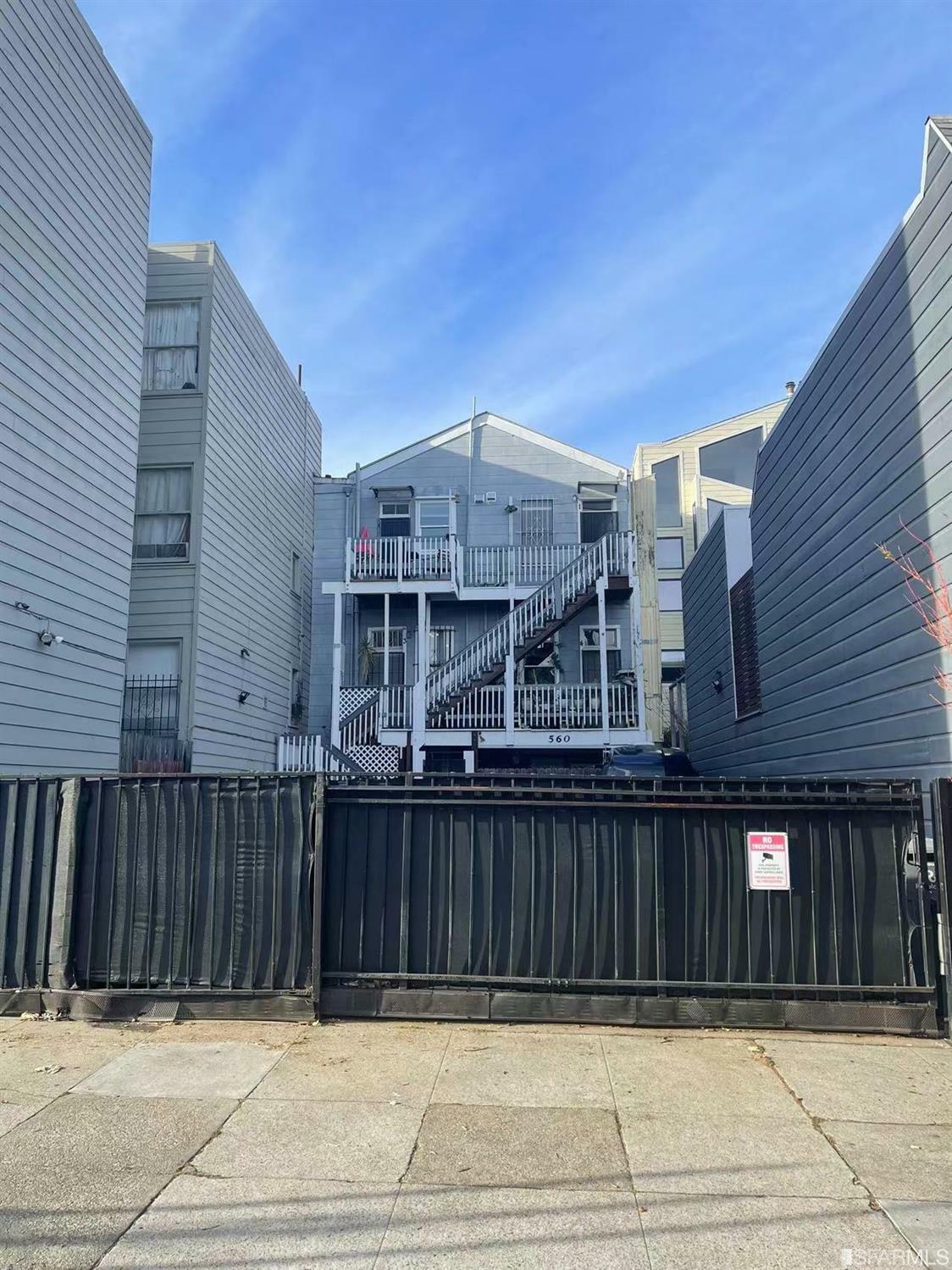 Property Photo: 561 Birch Street CA 94102