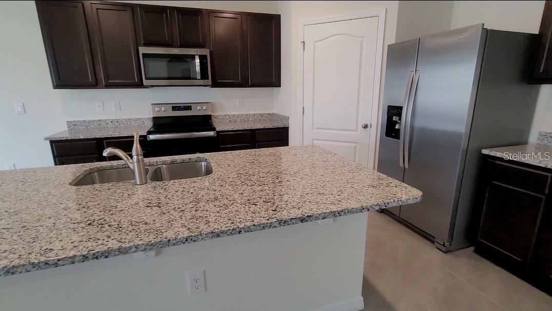 Property Photo: 575 Tortugas Street FL 33844