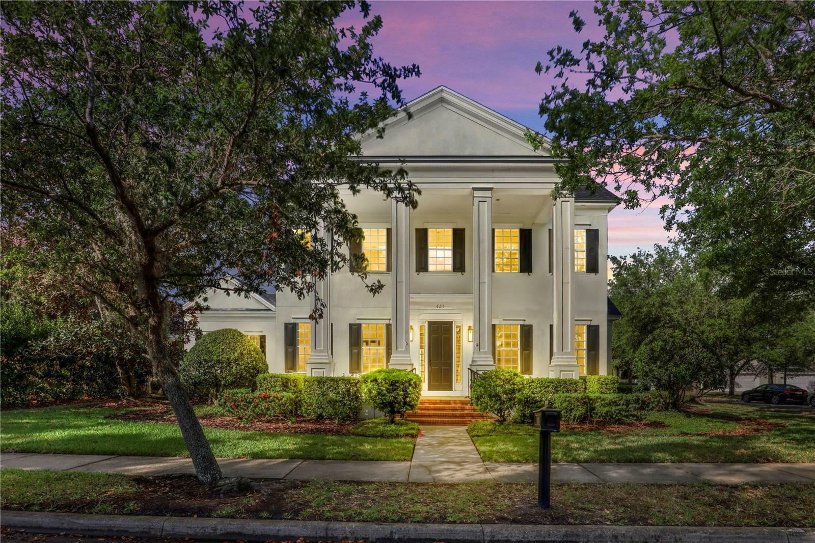 Property Photo: 829 Oak Shadows Road FL 34747