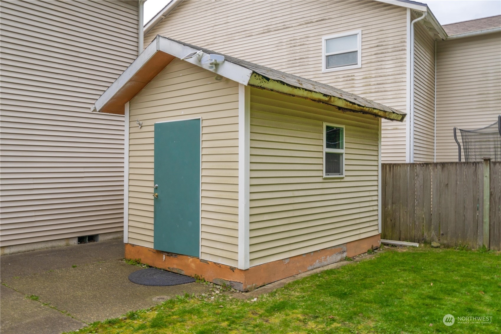 Property Photo: 13006 120th Avenue E WA 98374