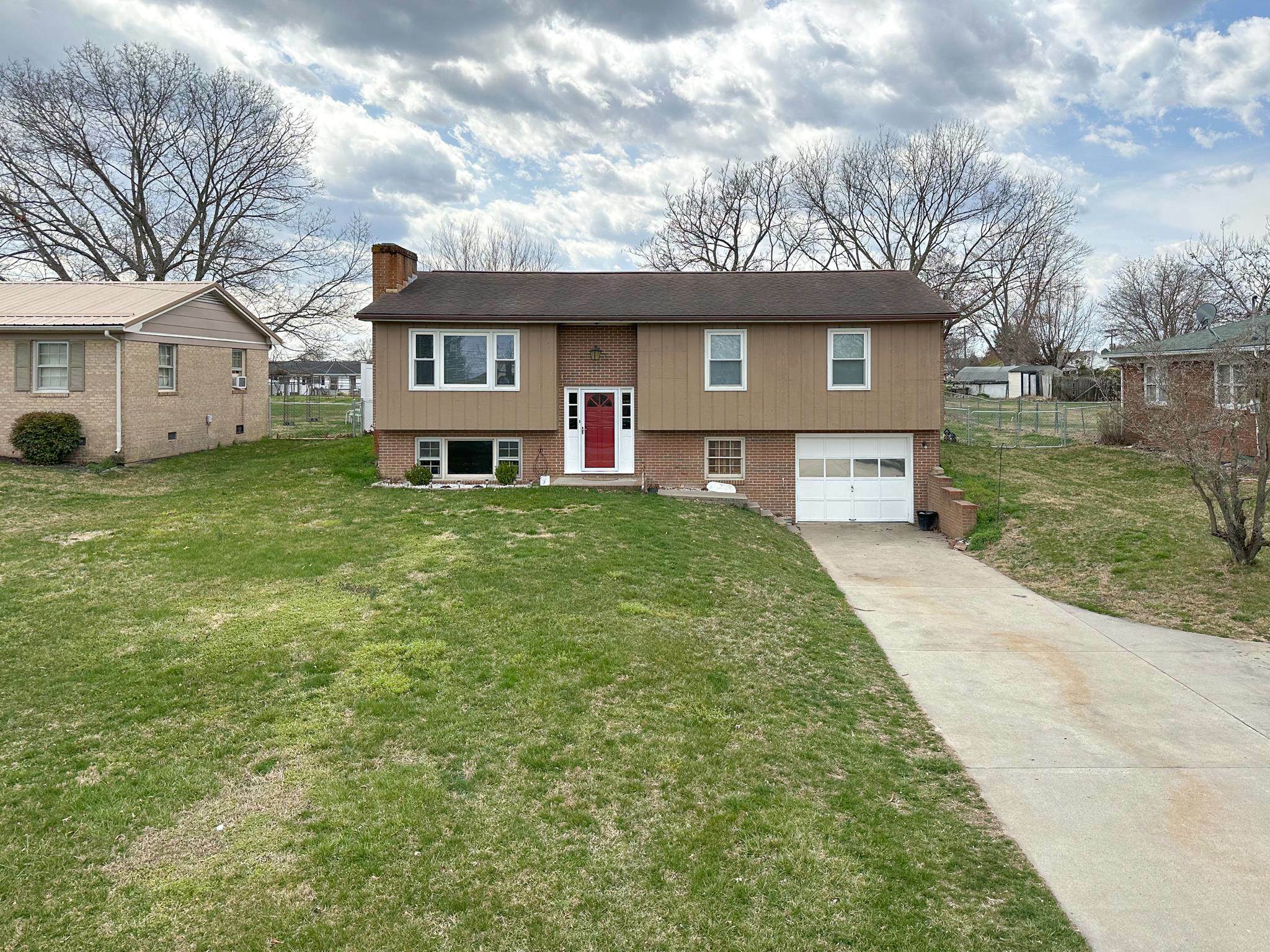 76 Hillside Dr  Verona VA 24482 photo