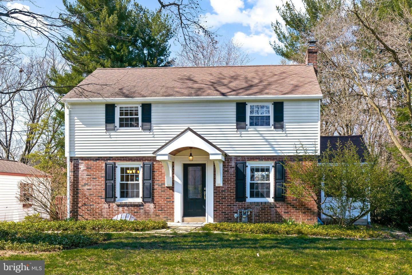 Property Photo:  251 Primrose Avenue  PA 17601 