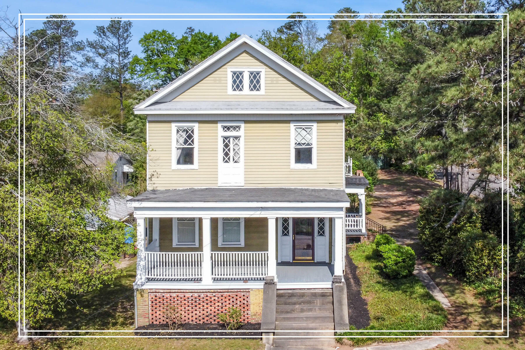 Property Photo:  826 Georgia Avenue  SC 29841 