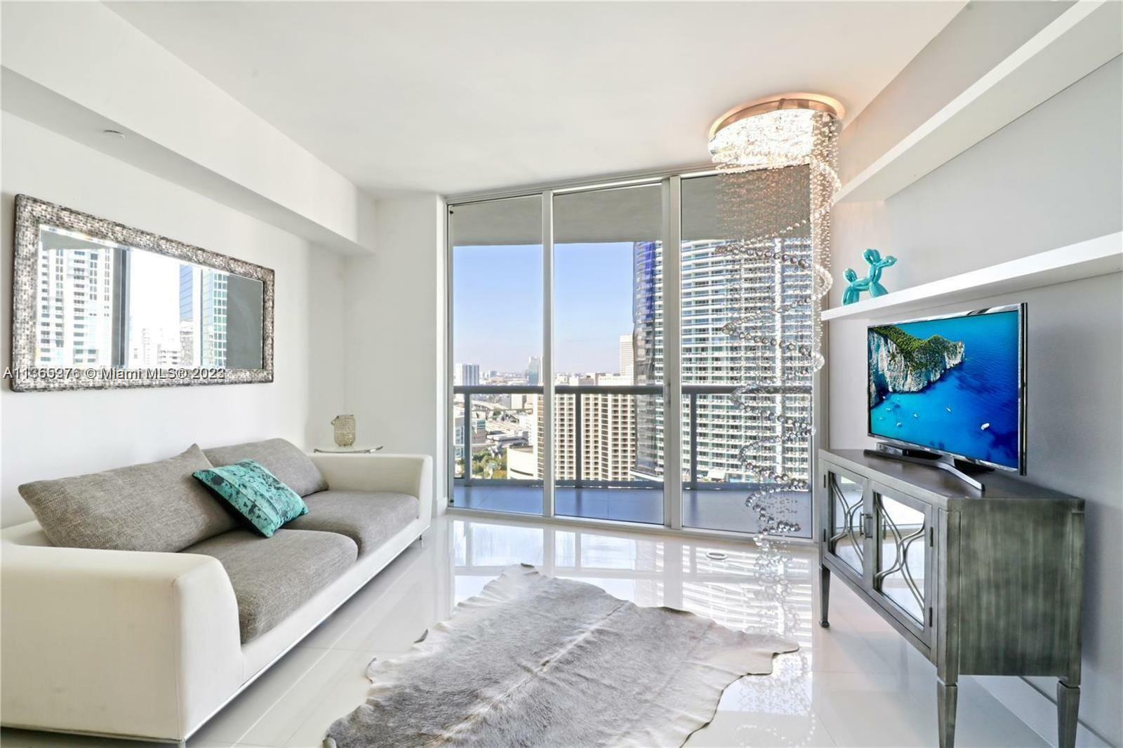 Property Photo:  465 Brickell Ave 2704  FL 33131 