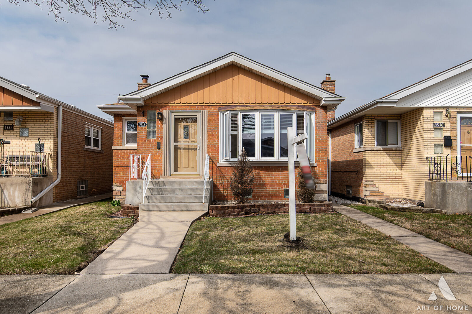Property Photo:  5818 S Melvina Avenue  IL 60638 