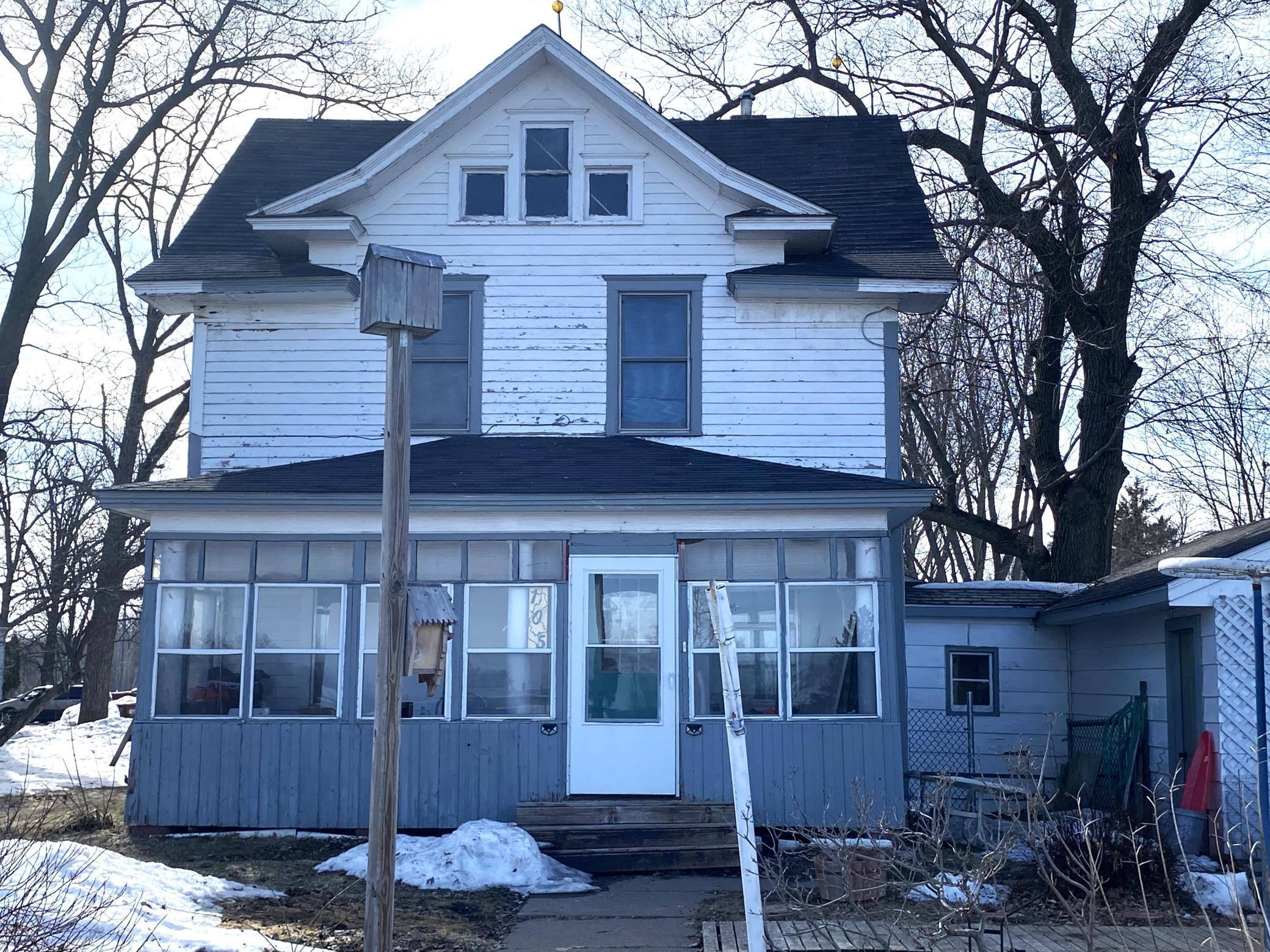 Property Photo:  105 N Ciro Avenue  MN 56358 