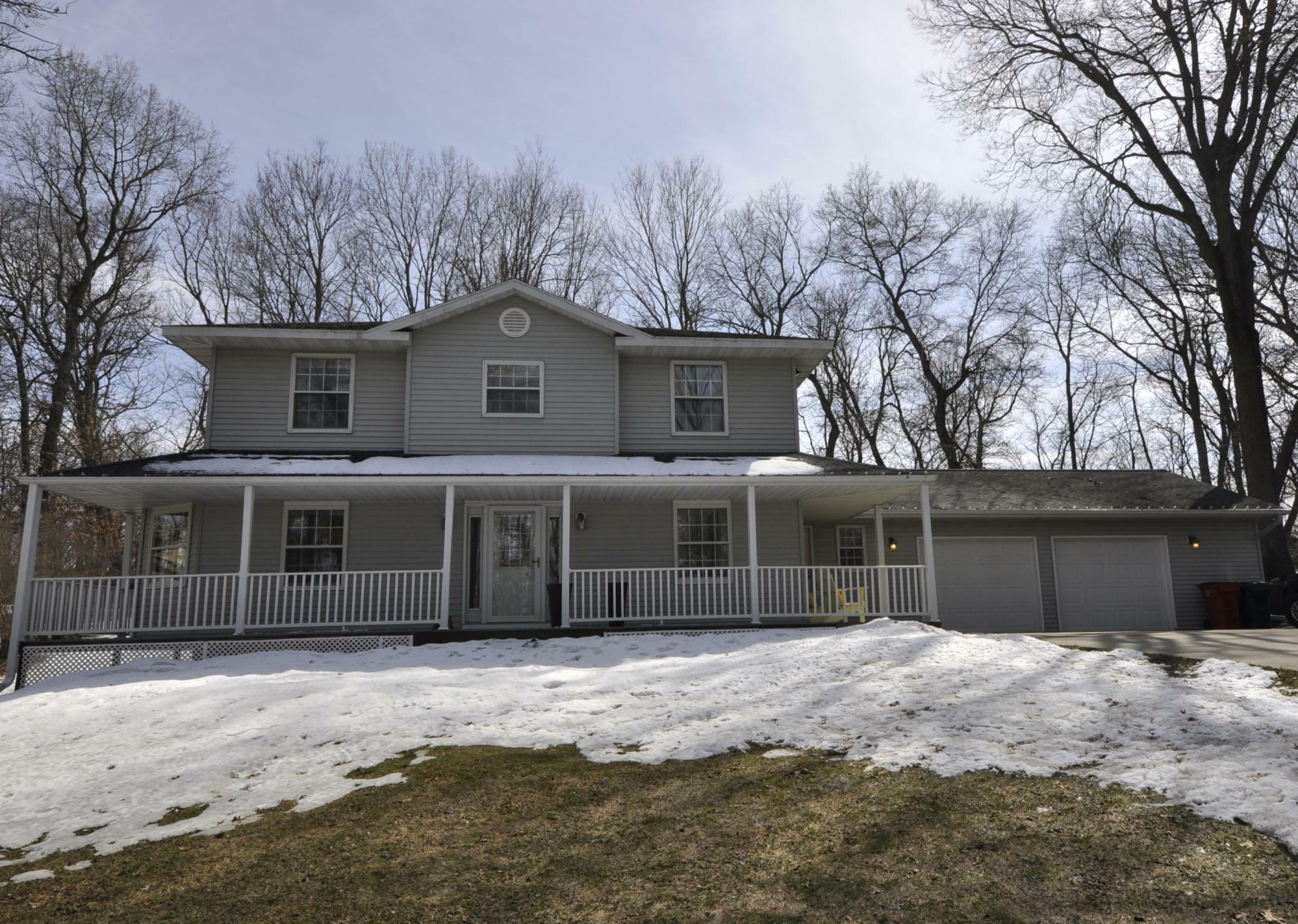 Property Photo: 50284 287th Avenue MN 55932