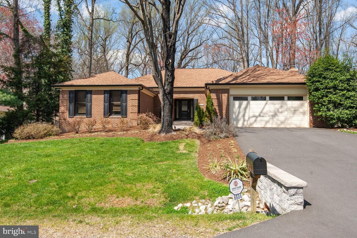 Photo de la propriété:  6604 Baymeadow Court  VA 22101 