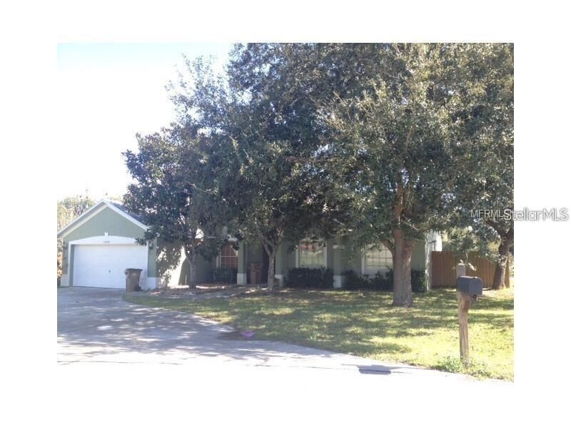 Property Photo:  11855 Clair Pl  FL 34711 