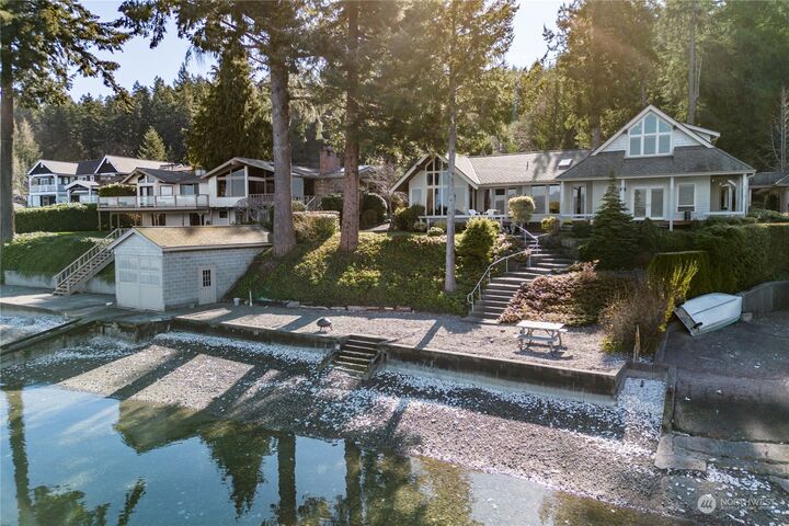 2 bed Seabeck home for sale 13420 Seabeck Highway NW, Seabeck, WA 98380