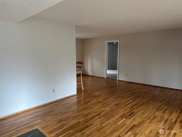 Property Photo:  15219 NE 6th Place  WA 98007 