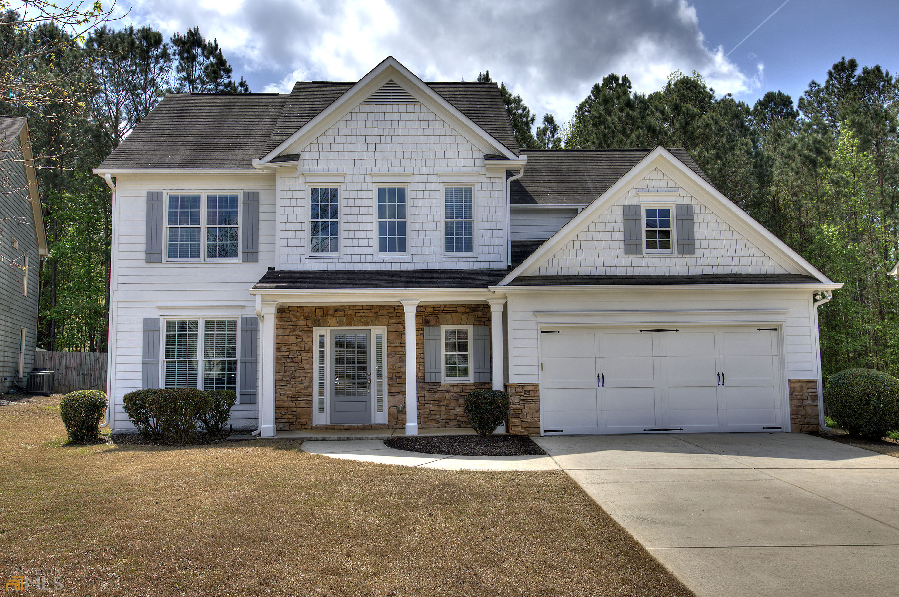 Property Photo:  302 Royal Sunset Drive  GA 30157 