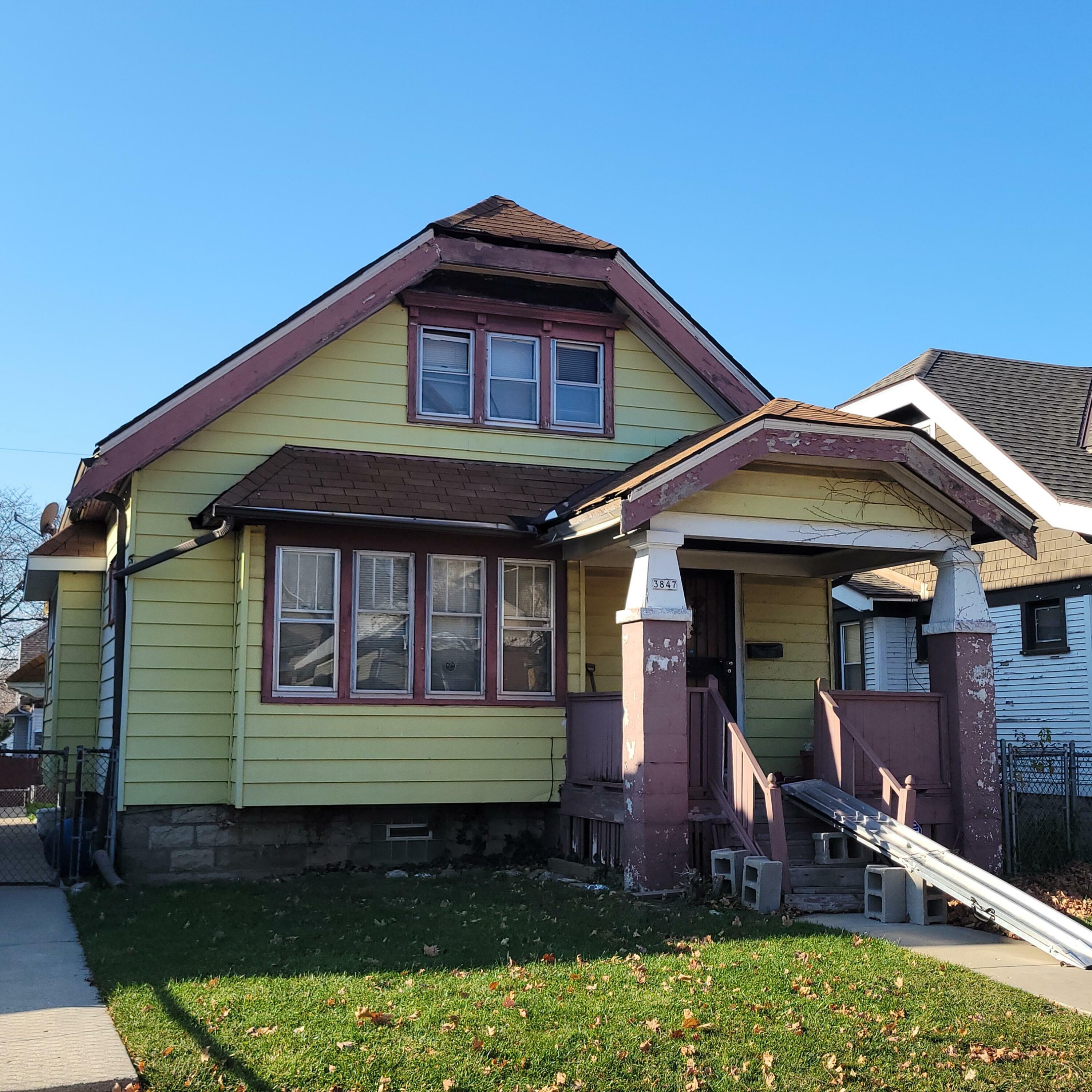 Property Photo:  3847 N 25th St  WI 53206 