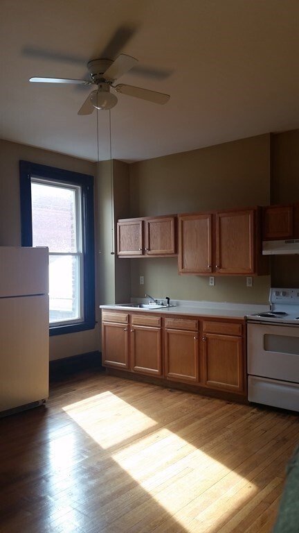 Property Photo: 3 Irving Street MA 01609