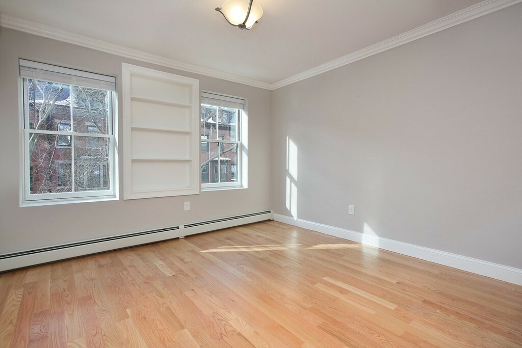 Property Photo: 205 W Springfield St 2 MA 02118