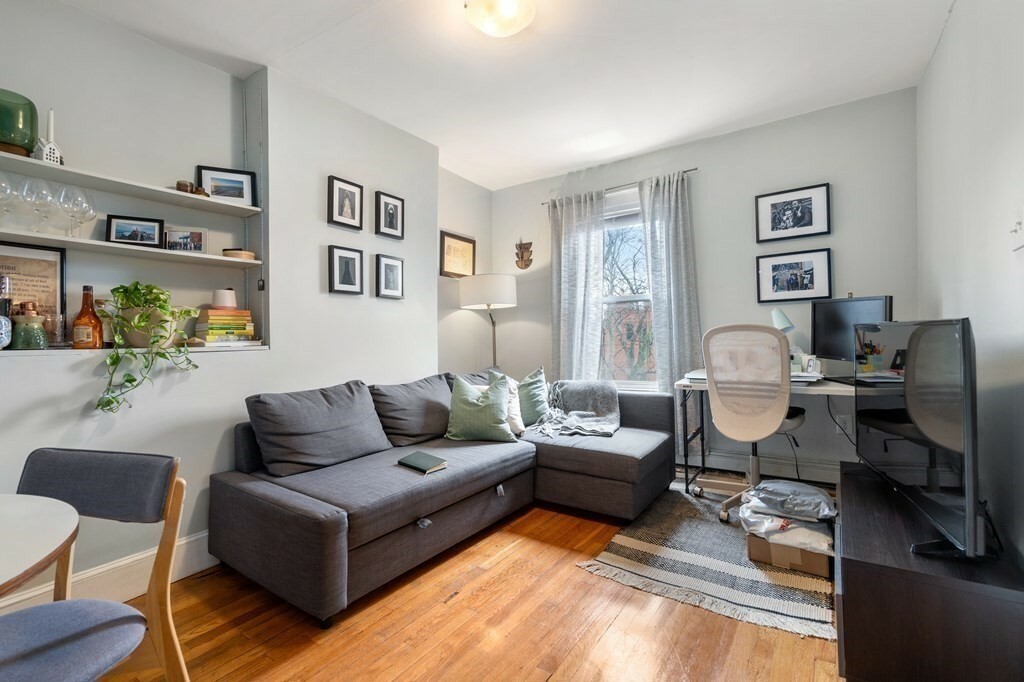 Property Photo:  23 Dartmouth Place  MA 02116 