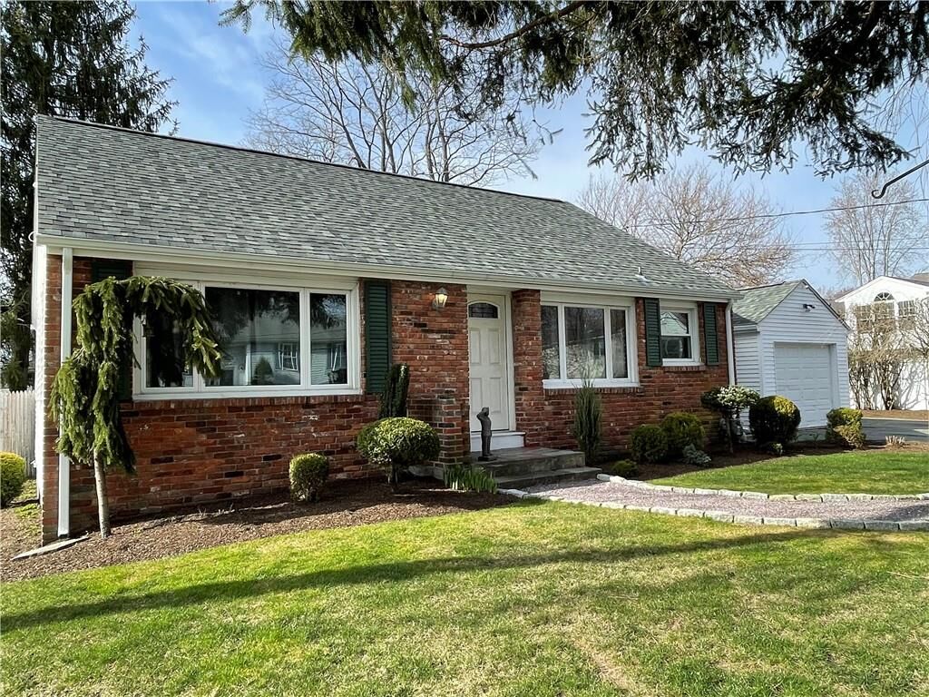 Property Photo:  7 Elk St  RI 02864 