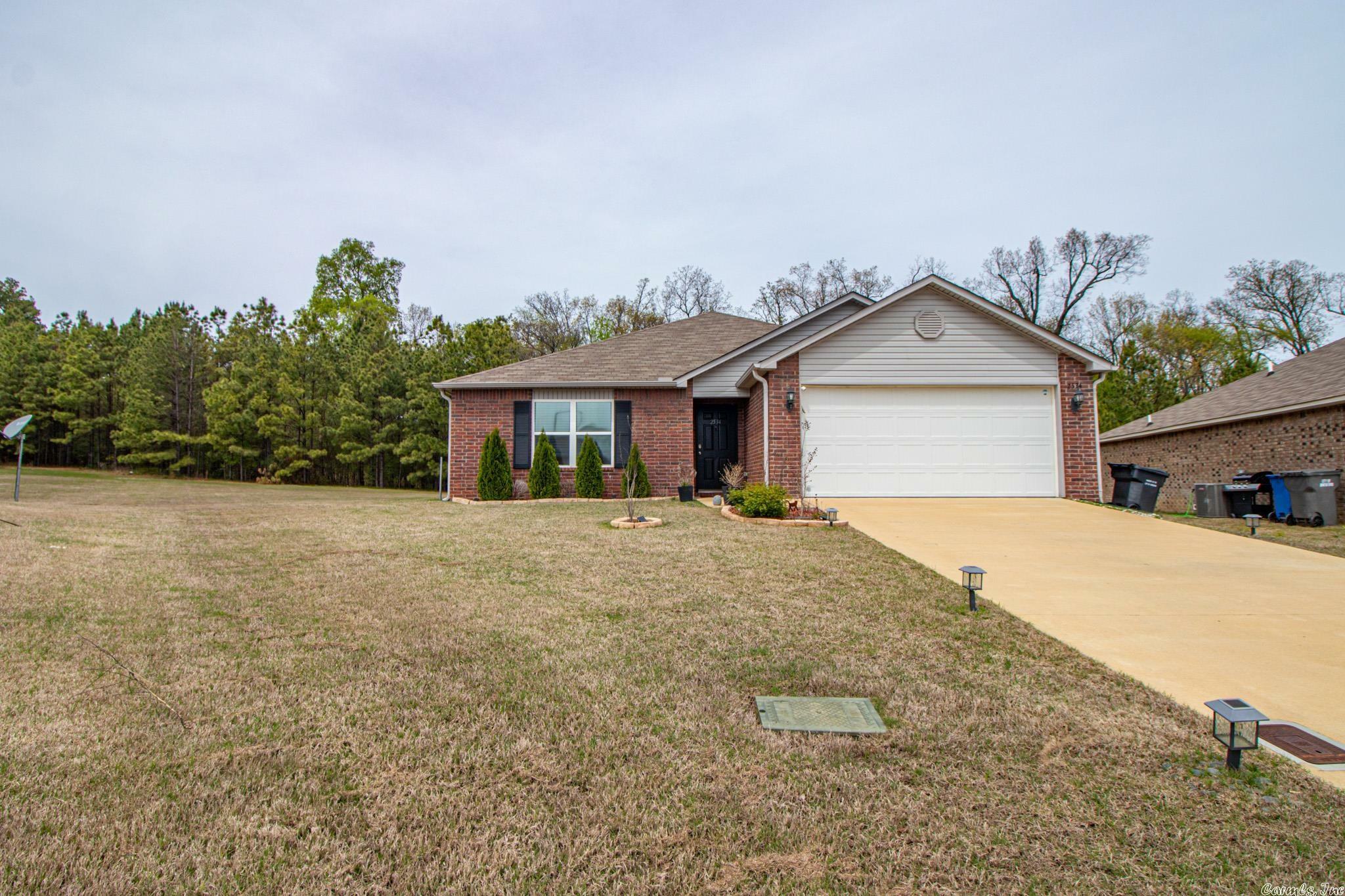 Property Photo: 2534 Judes Court AR 72404