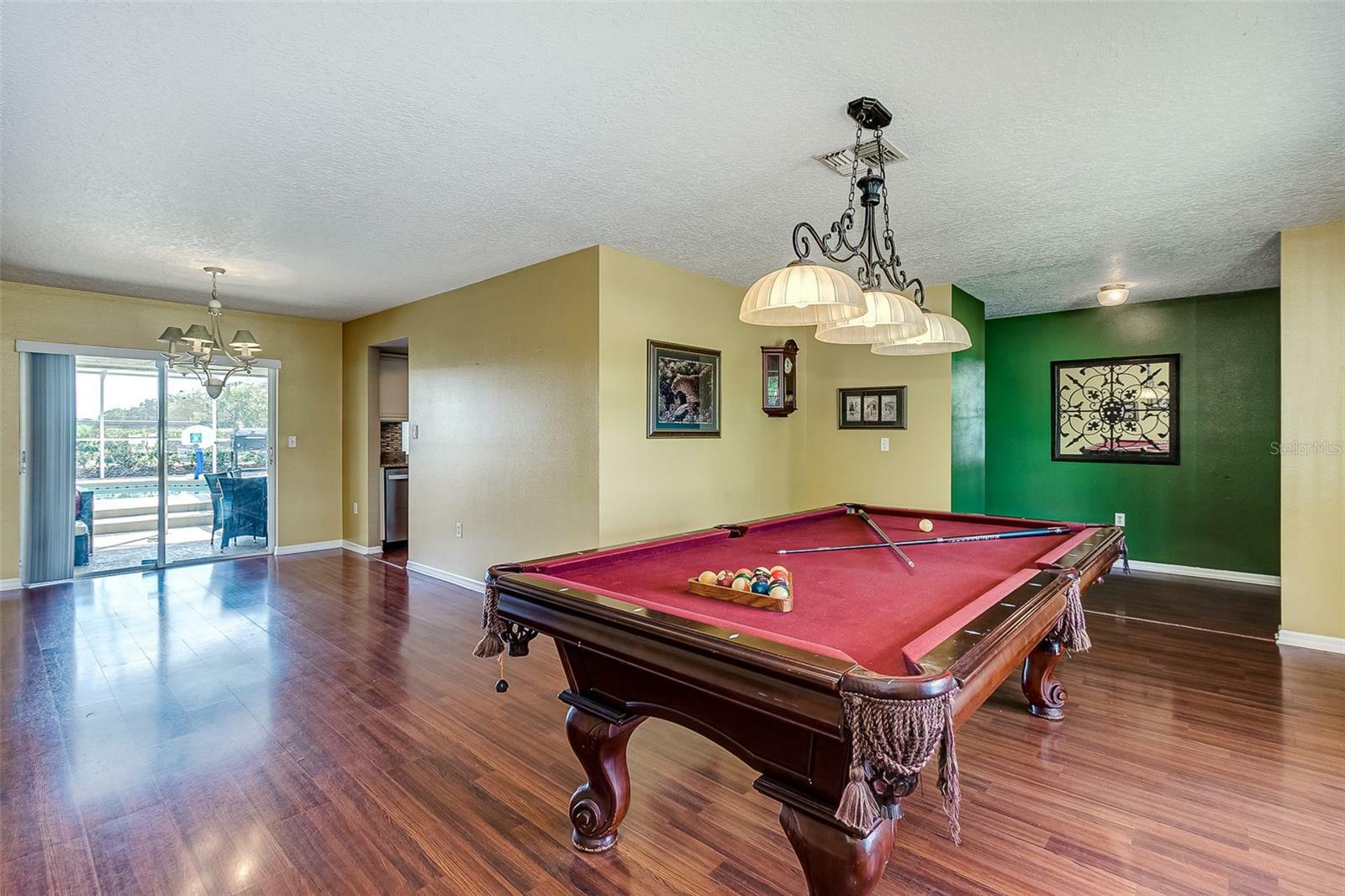 Property Photo:  1409 Wyngate Lane  FL 33809 