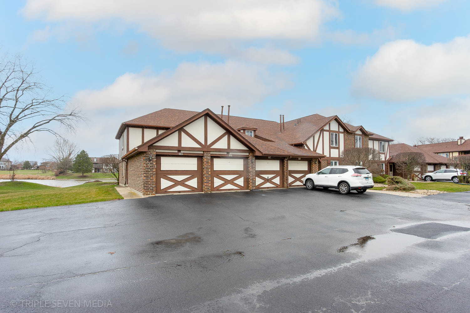 Property Photo: 15706 Orlan Brook Drive 167 IL 60462