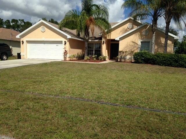 1237 SW Fountain Avenue  Port Saint Lucie FL 34953 photo