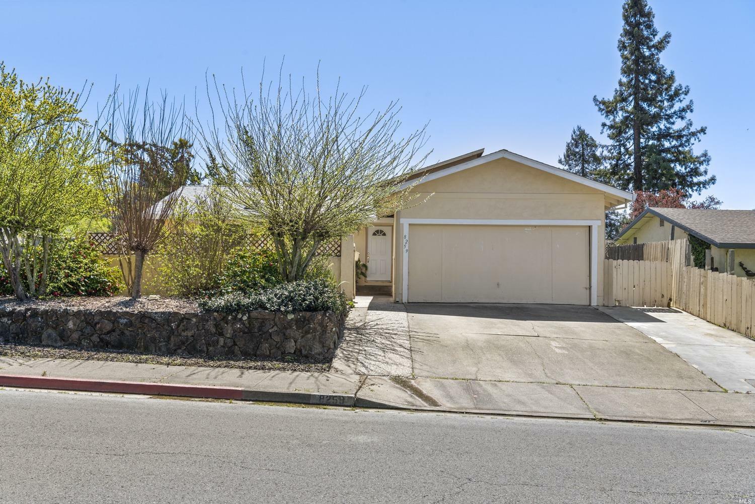 Property Photo:  8259 Valley View Drive  CA 95472 