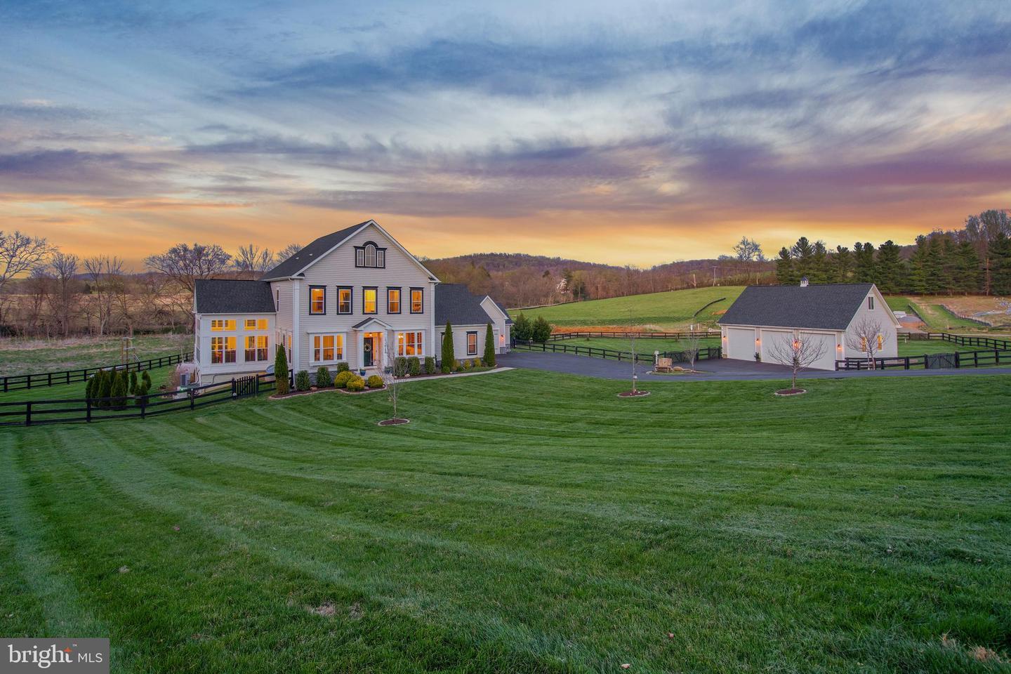 Property Photo: 14150 Courtney Meadow Place VA 20176