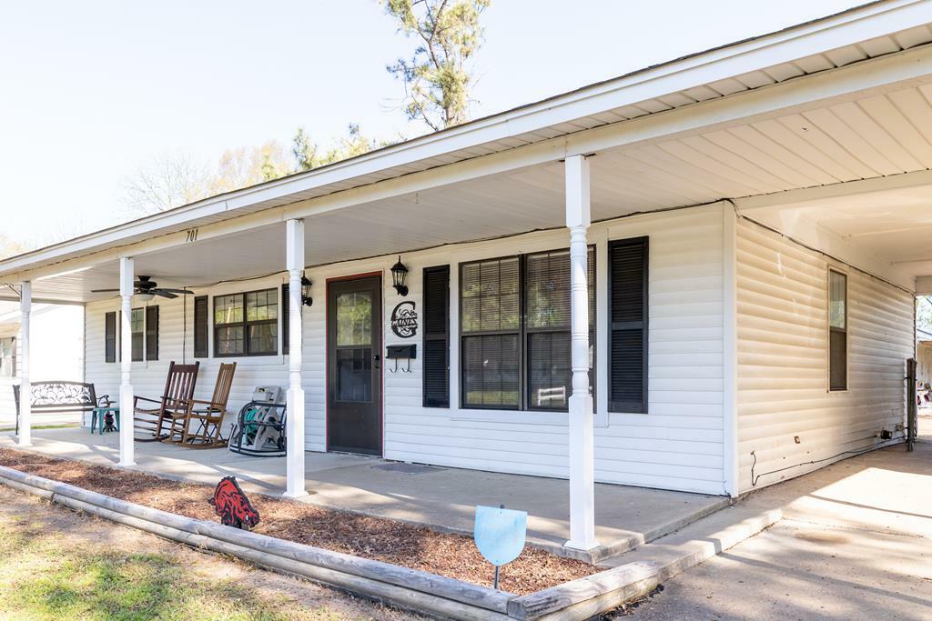 Property Photo:  701 Balfour Road  AR 72301 