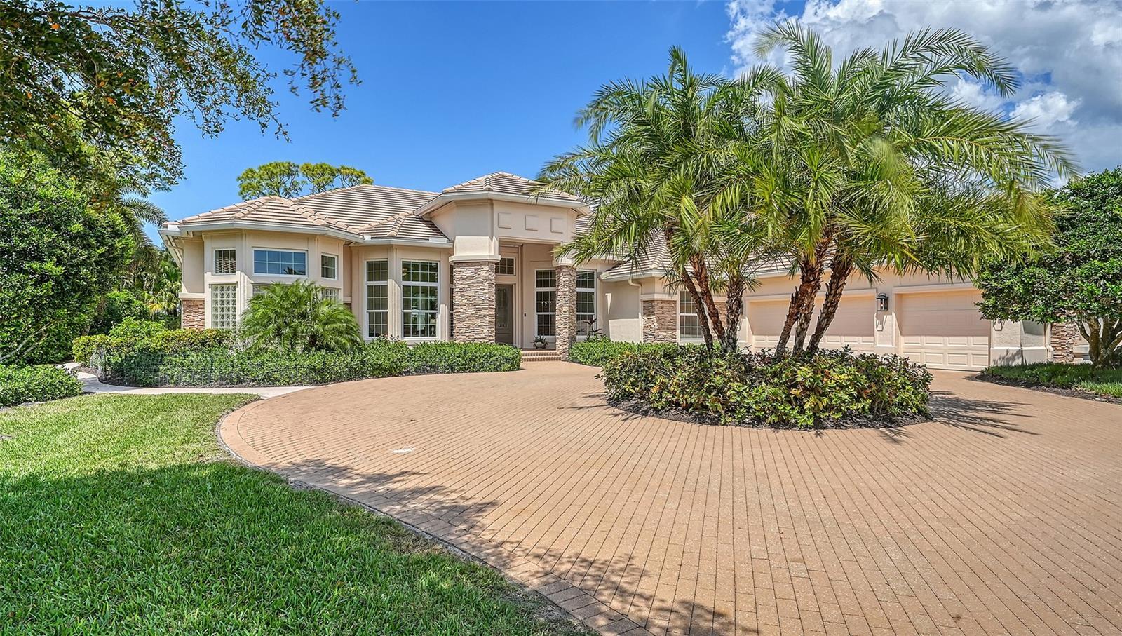 Property Photo: 600 Macewen Drive FL 34229
