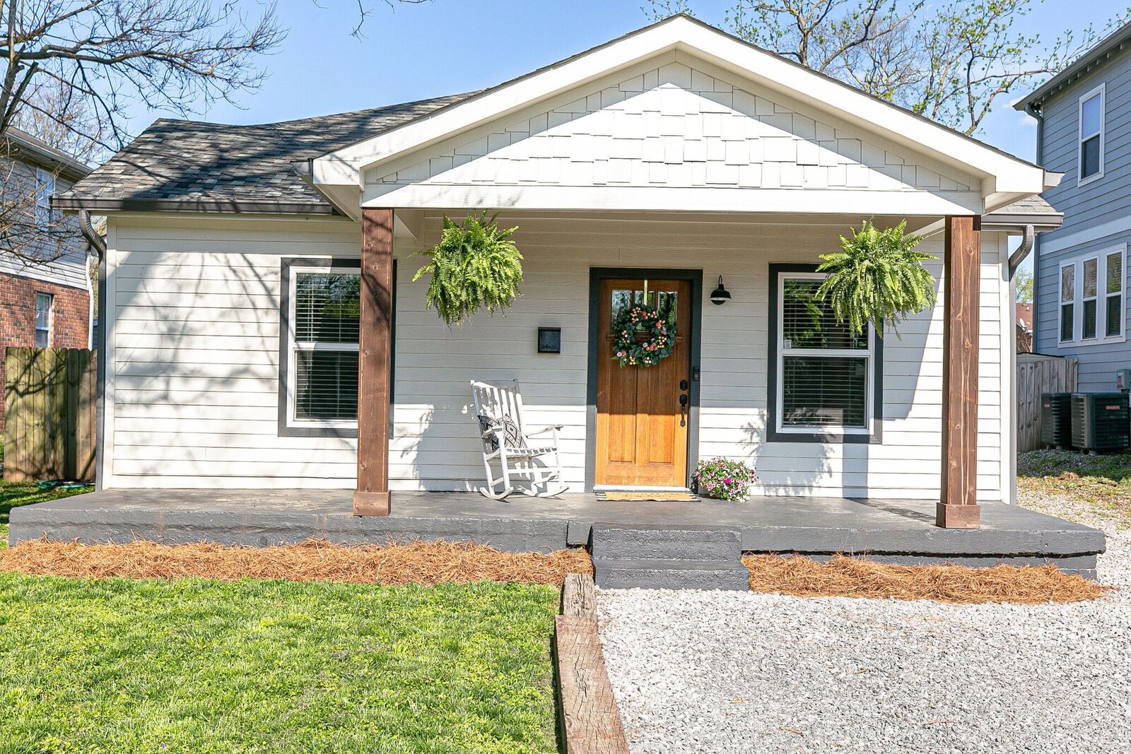 Property Photo:  1718 25th Ave N  TN 37208 