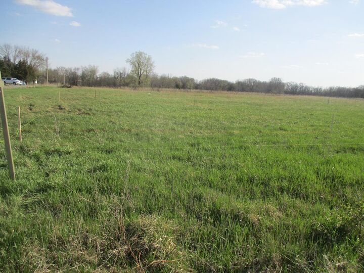 Property Photo:  1107 N Walnut  MO 63501 