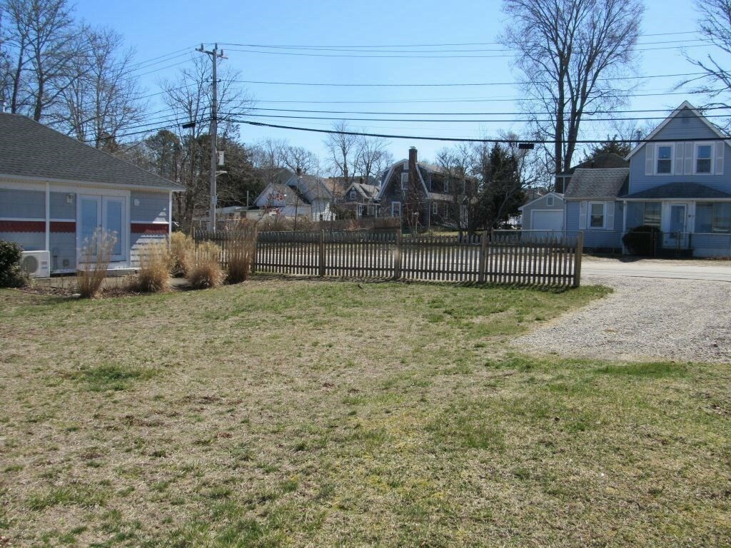 Property Photo:  40 East Central Ave  MA 02558 